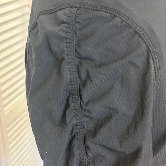 Lululemon Black Fitted Jacket with Hood: Size 4/6 - Picture 6 of 16
